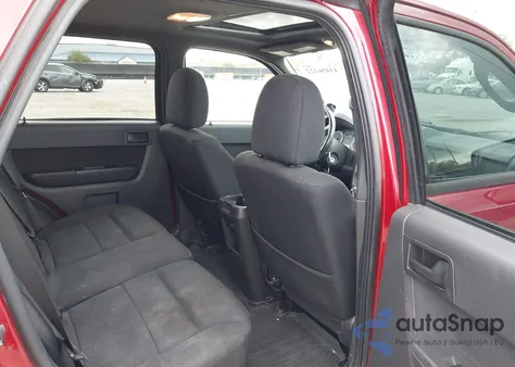 2009 Ford Escape Xlt z USA, uszkodzony, nr VIN 1FMCU93G39KC04562